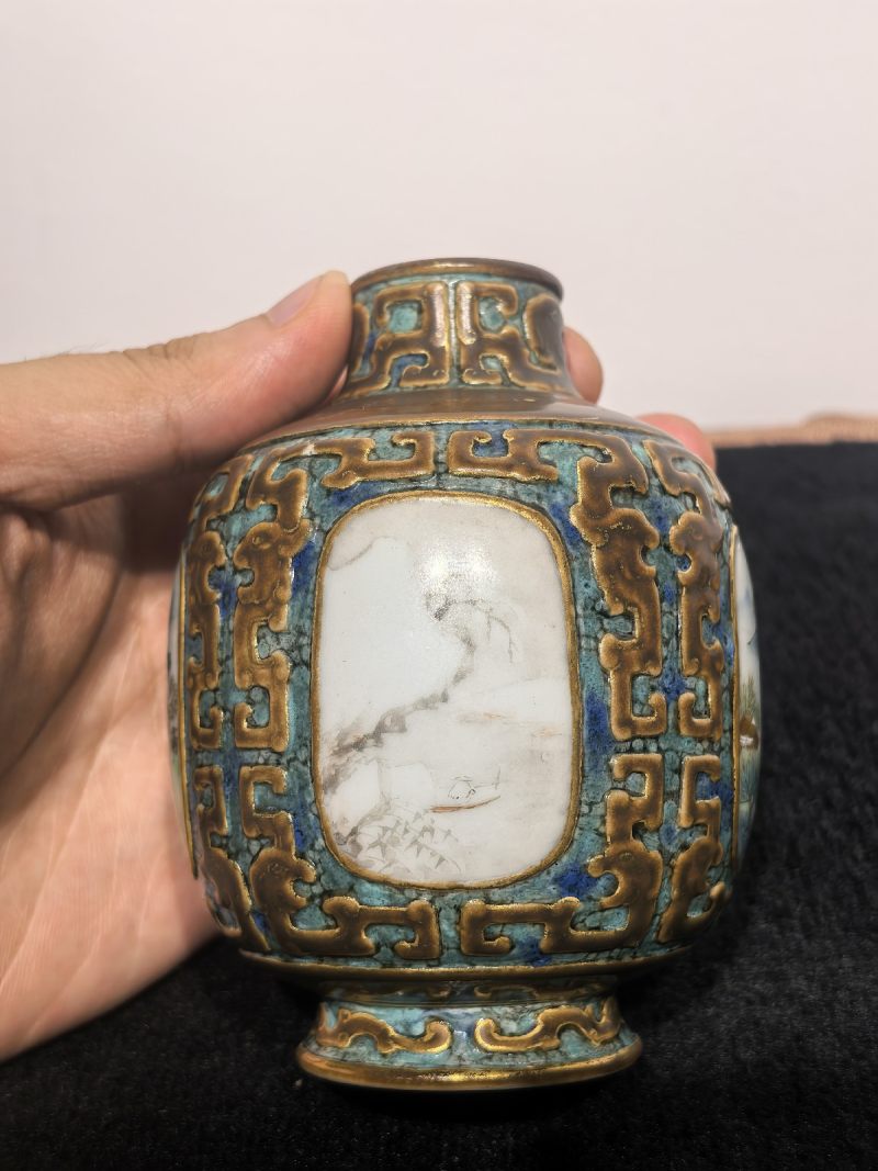 清乾隆 唐窑仿古铜釉描金四开光粉彩四季山水纹小尊 - 图14