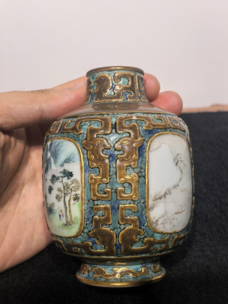 清乾隆 唐窑仿古铜釉描金四开光粉彩四季山水纹小尊 - 图15