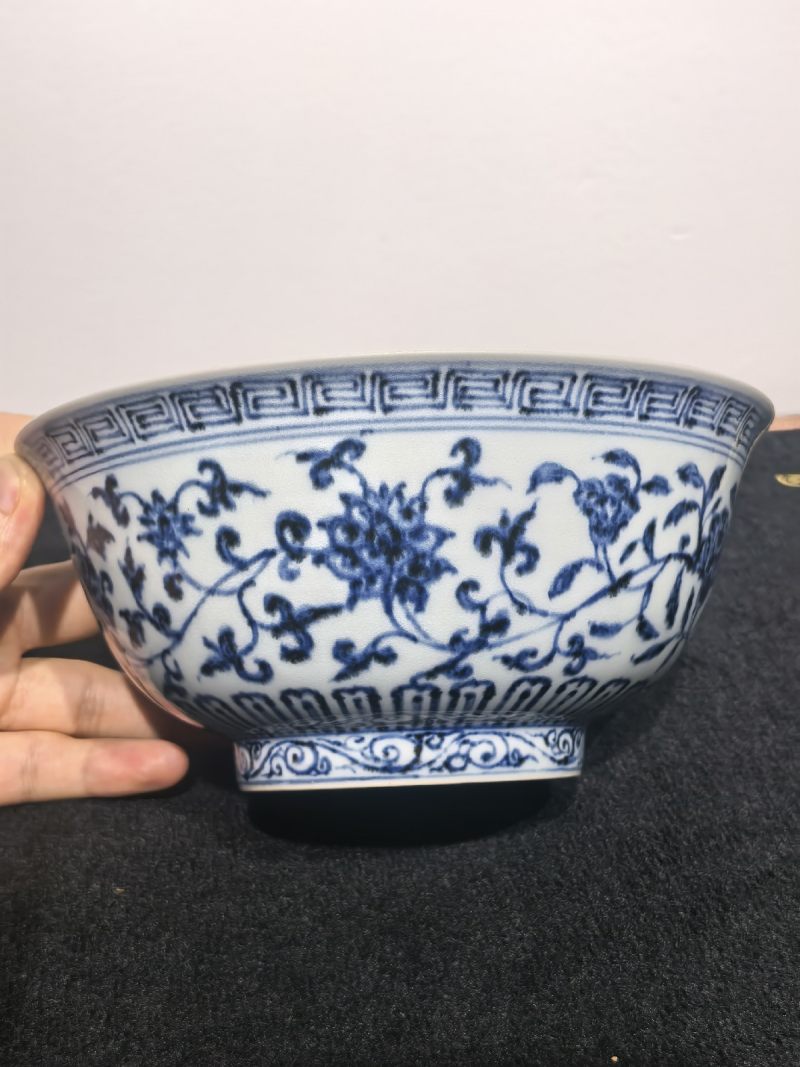 明永乐 内外青花缠枝莲纹撇口碗 - 图8
