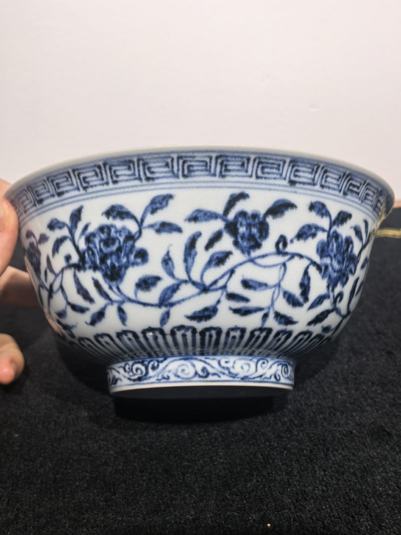 明永乐 内外青花缠枝莲纹撇口碗 - 图13
