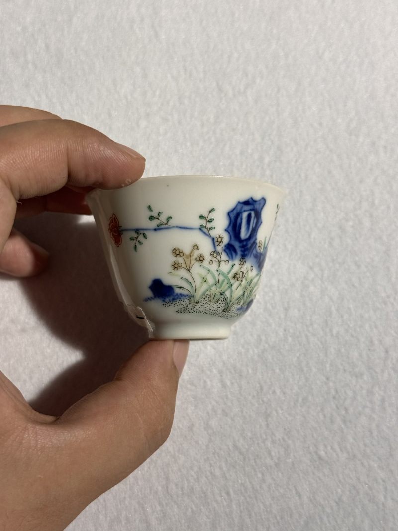 清乾隆 青花粉彩水仙纹花神杯 （一对） - 图8