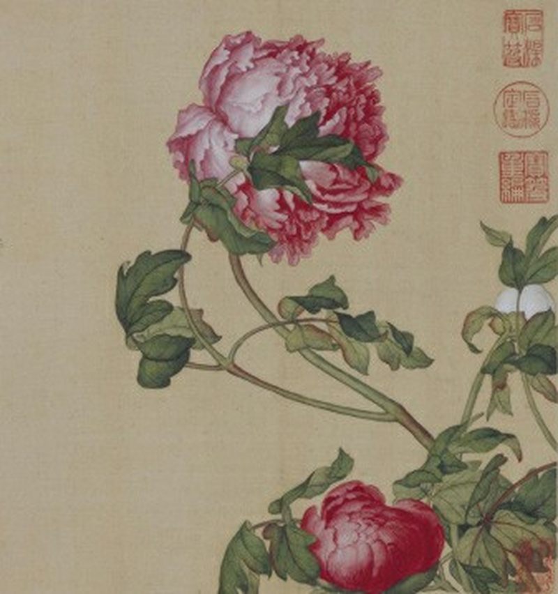 清乾隆 蓝地描金开光镂雕粉彩四季花卉套瓶 - 图27