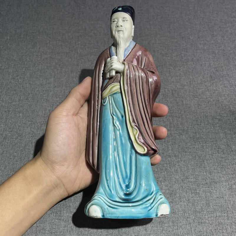 清晚期素三彩人物造像一对 - 图5