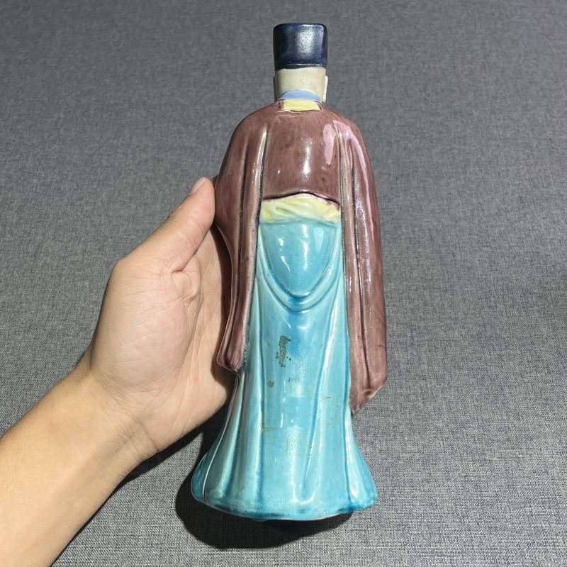清晚期素三彩人物造像一对 - 图8