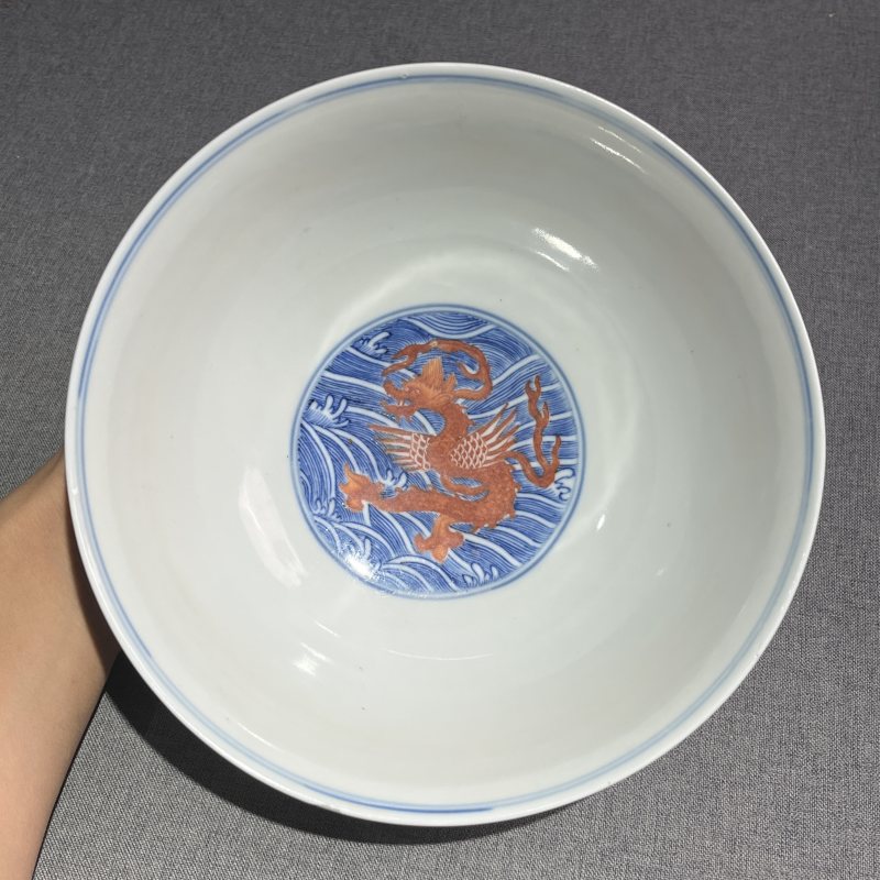 清光绪青花矾红海八怪纹碗 - 图6