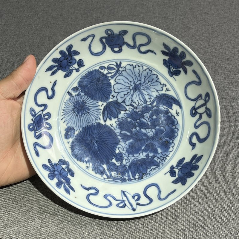 明晚期青花花卉盘 - 图4