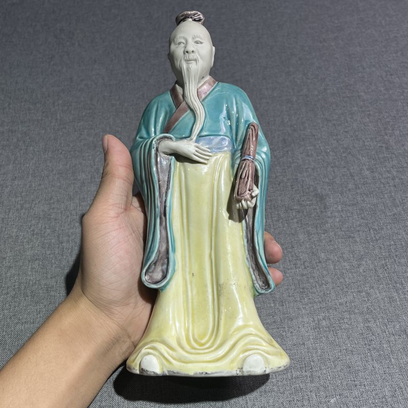 清晚期素三彩人物造像一对 - 图11