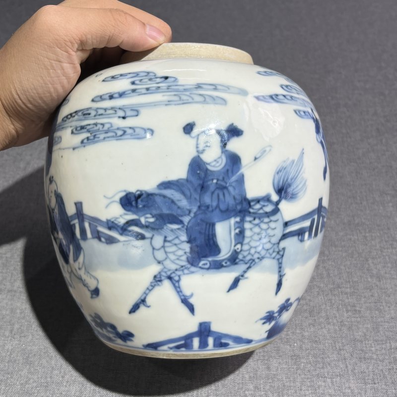 清康熙青花麒麟送子纹罐 - 图4