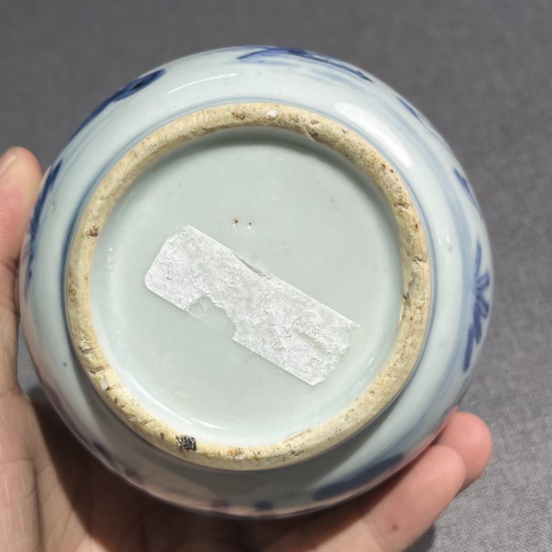 明万历青花人物盖罐一对 - 图24