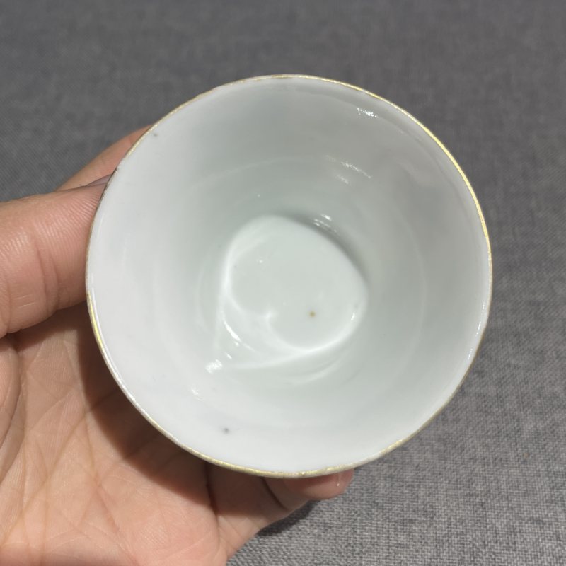 清中期粉彩花卉马蹄杯一对 - 图7