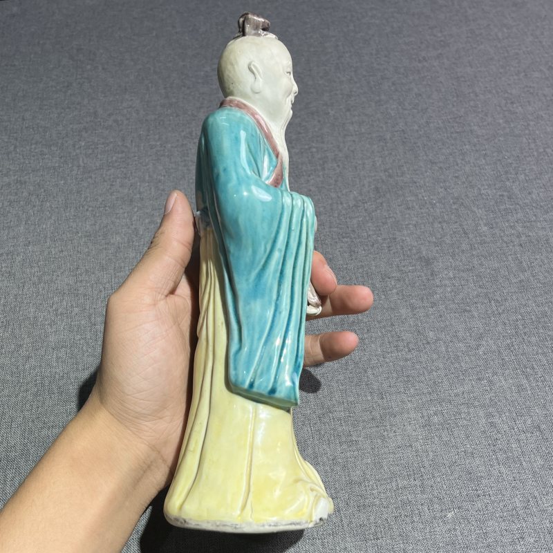 清晚期素三彩人物造像一对 - 图14