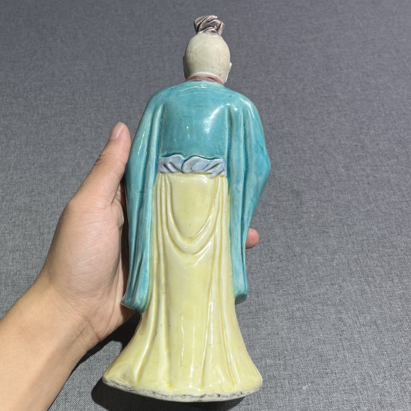 清晚期素三彩人物造像一对 - 图15