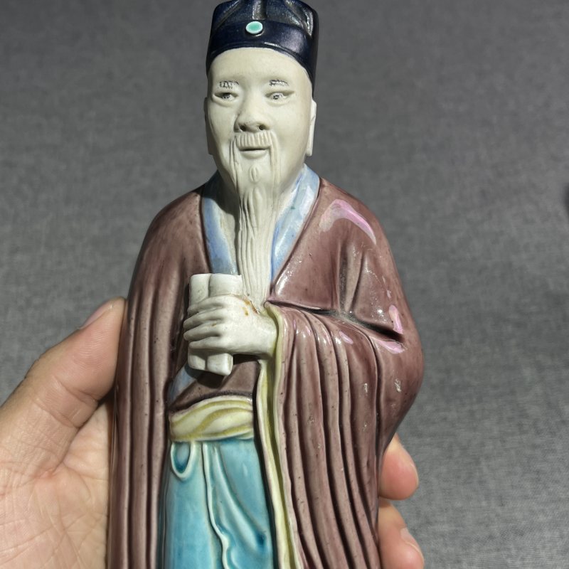 清晚期素三彩人物造像一对 - 图6