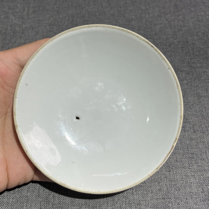 清中期粉彩人物鸡心壶 - 图6