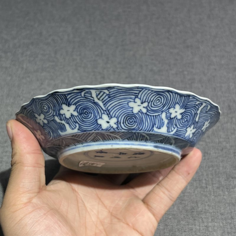 清康熙青花落花流水纹盘 - 图6