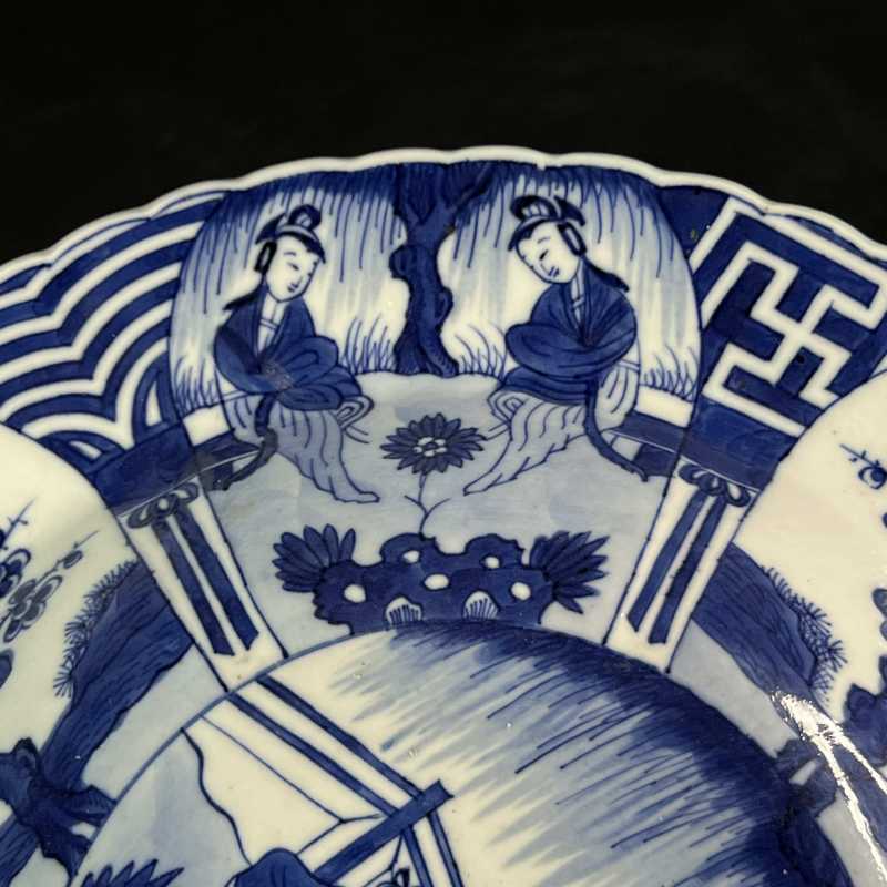清康熙 青花仕女婴戏纹折沿洗 - 图6