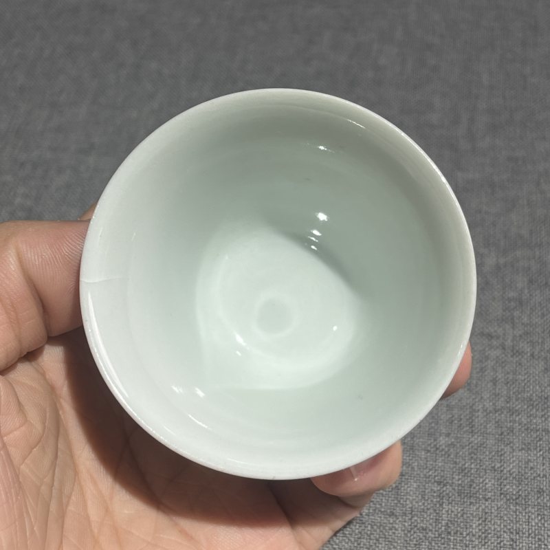 清早期五彩花卉杯一组八只 - 图35