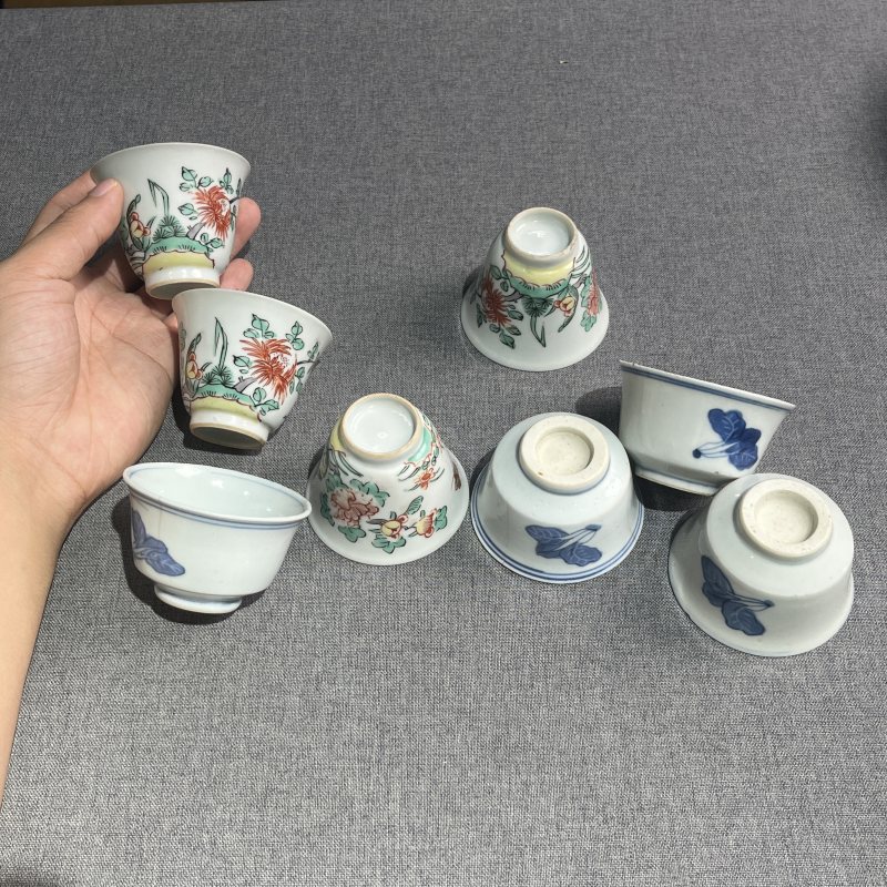 清早期五彩花卉杯一组八只 - 图4