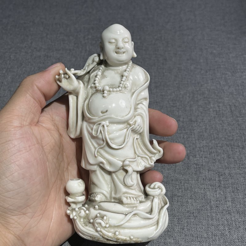 清白釉弥勒造像 - 图4