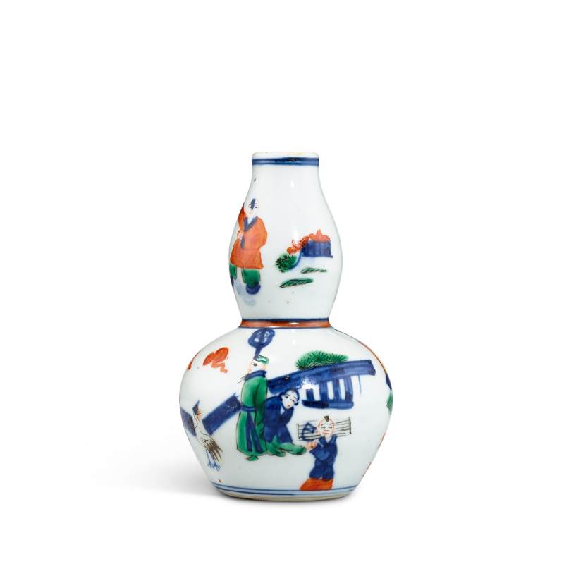 A wucai 'boys' double-gourd vase, Wanli apocryphal mark | 五彩童子圖葫蘆瓶 《大明萬曆年製》仿款 - 图2