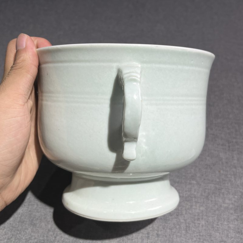 清光绪粉青釉暗刻弦纹双龙耳簋 - 图6