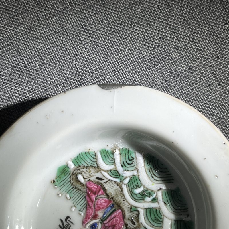 清咸丰粉彩无双谱人物壶 - 图8