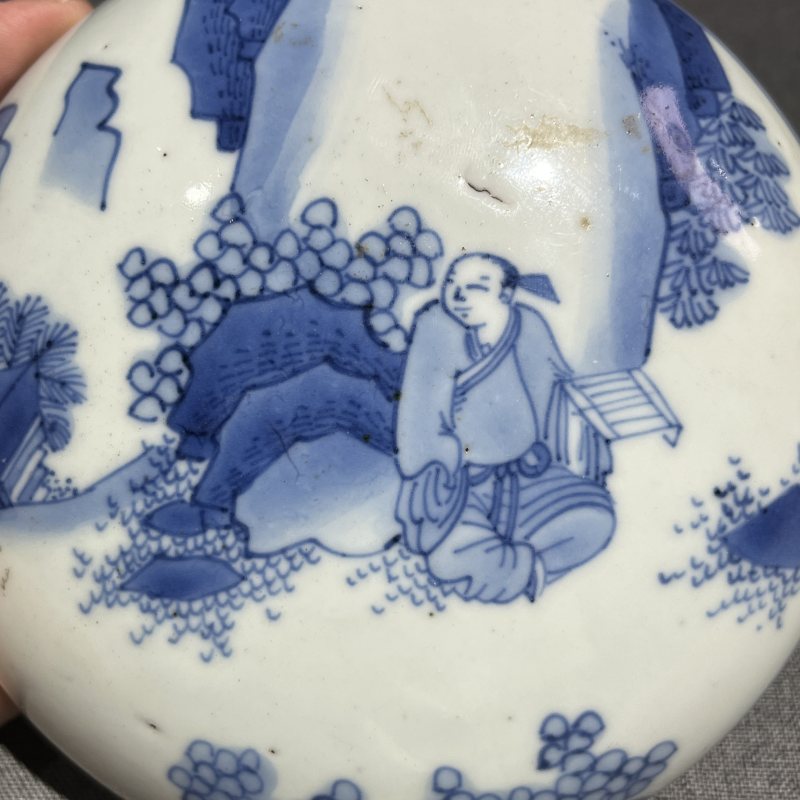 明崇祯青花人物纹莲子罐 - 图6