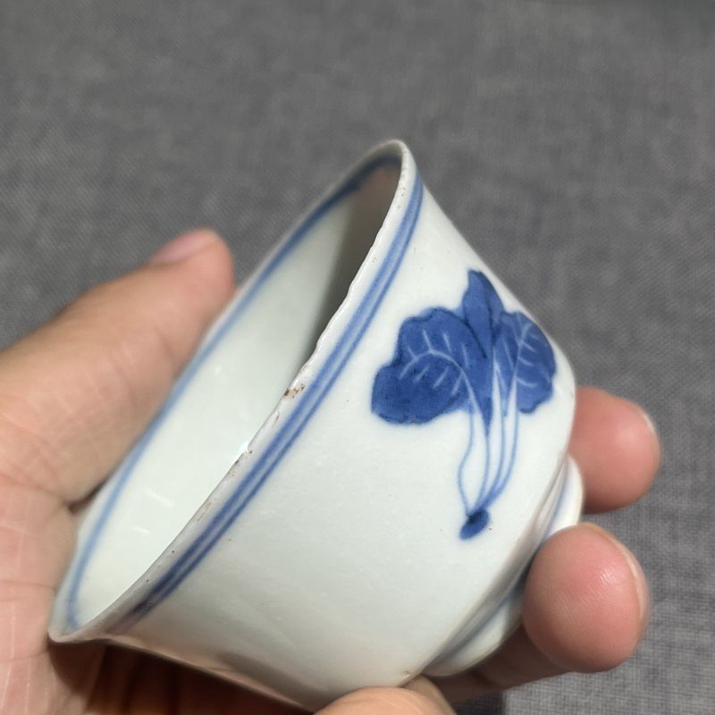 清早期五彩花卉杯一组八只 - 图11