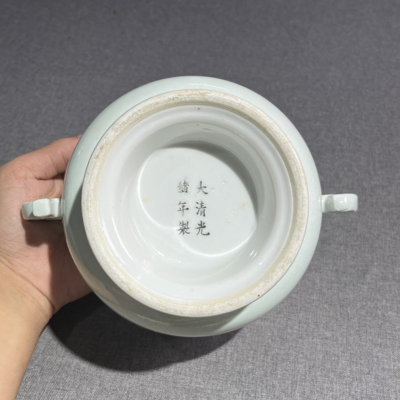 清光绪粉青釉暗刻弦纹双龙耳簋 - 图9