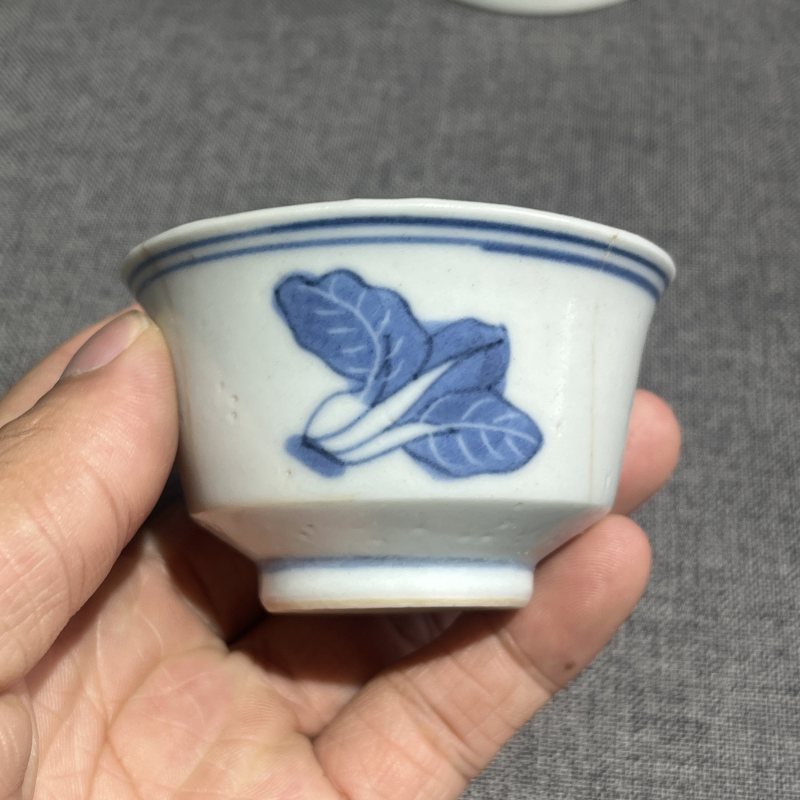 清早期五彩花卉杯一组八只 - 图12