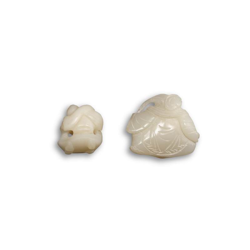 Two white jade 'figure' carvings | 白玉雕人像兩件 - 图2
