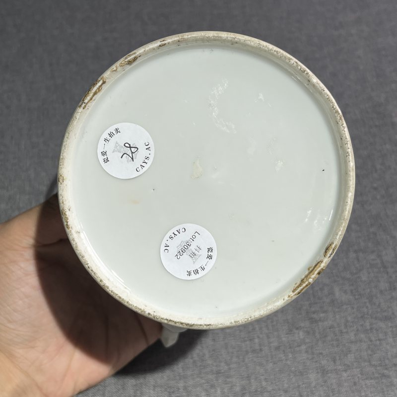 清咸丰粉彩无双谱人物壶 - 图14
