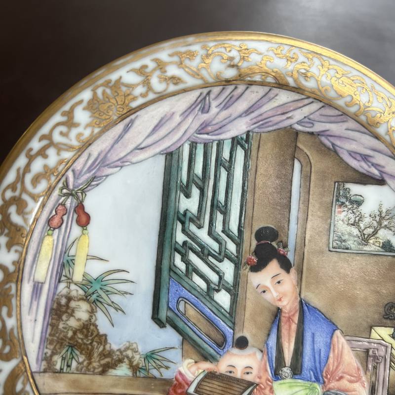 民国 外宝石蓝釉内珐琅彩课子图盘 - 图9