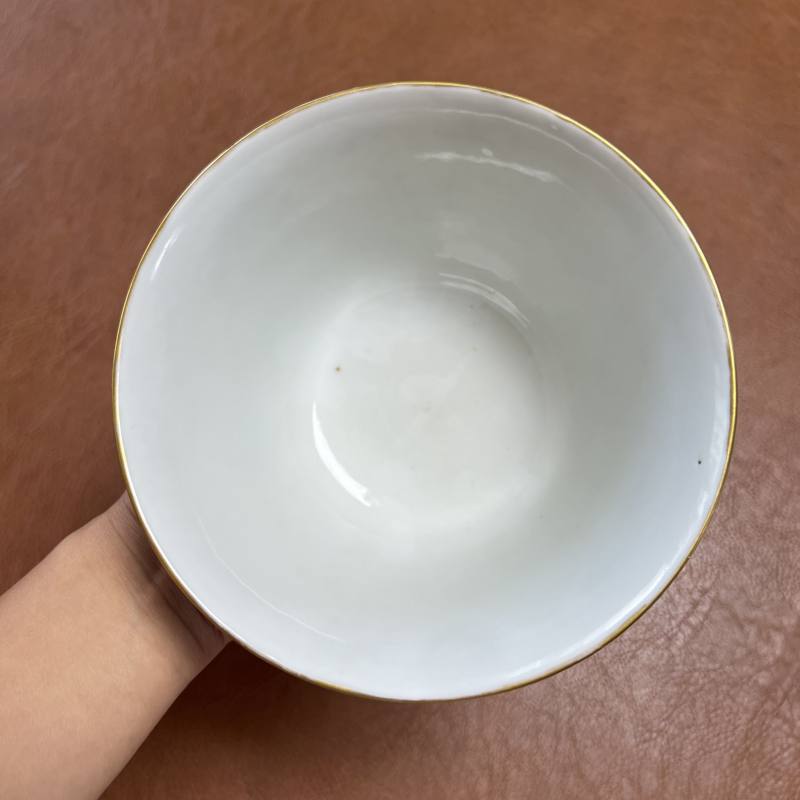 清同治 斗彩描金缠枝莲纹仰钟碗 - 图9
