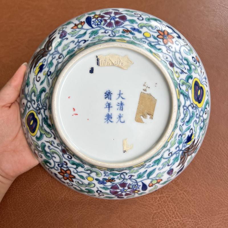 清光绪 斗彩暗八仙束腰盘 - 图7