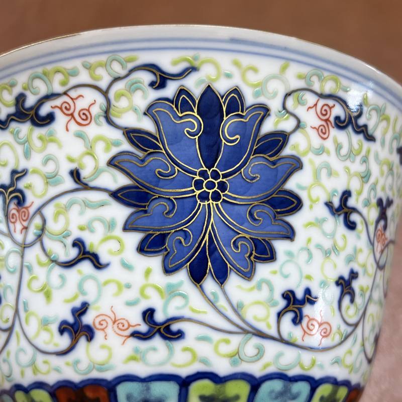 清同治 斗彩描金缠枝莲纹仰钟碗 - 图10
