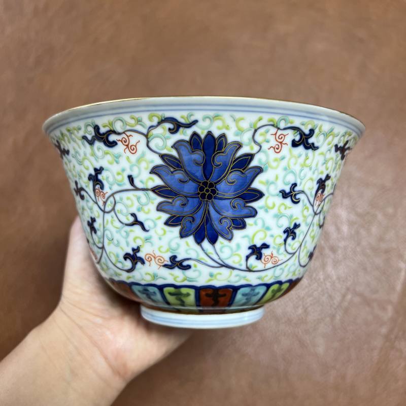 清同治 斗彩描金缠枝莲纹仰钟碗 - 图3