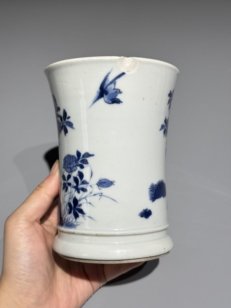    清康熙 青花花卉纹束腰笔筒 - 图5