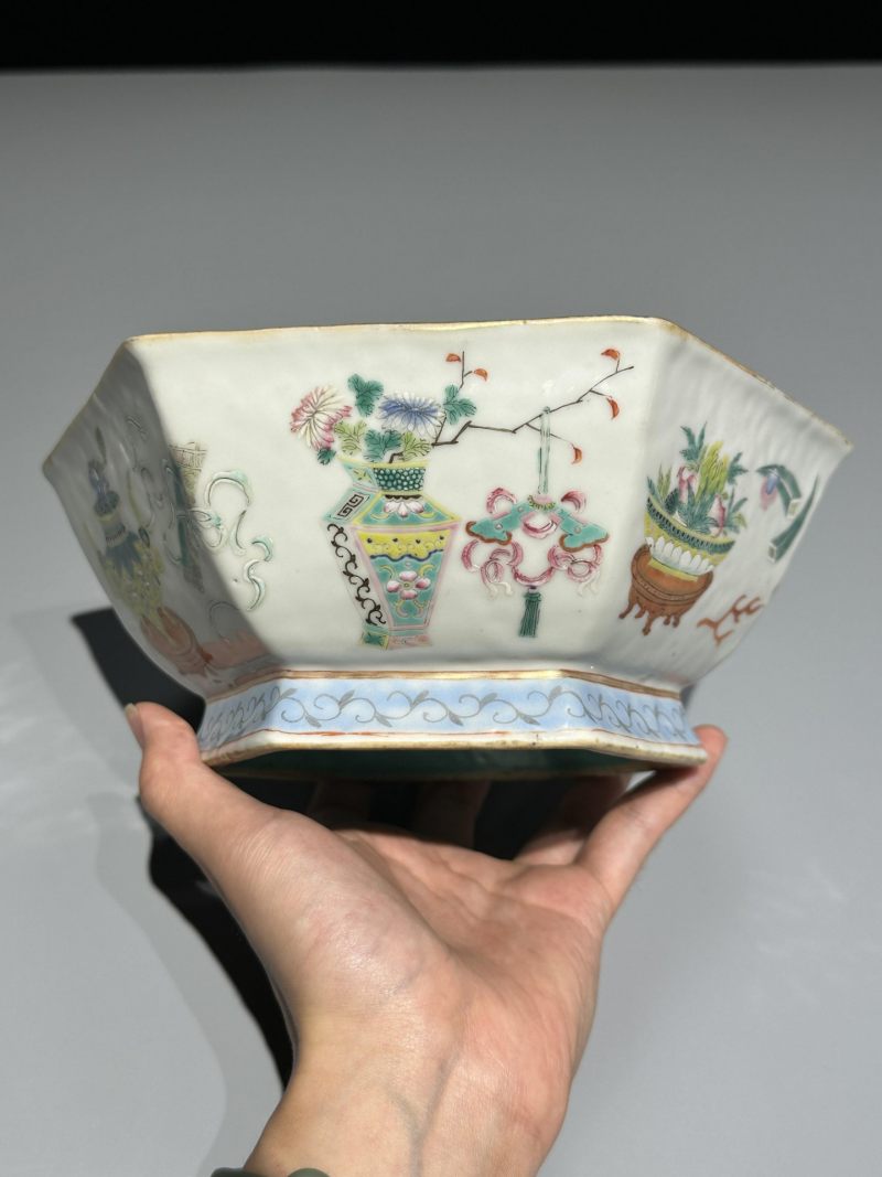    清光绪 粉彩博古纹六方供碗 - 图7