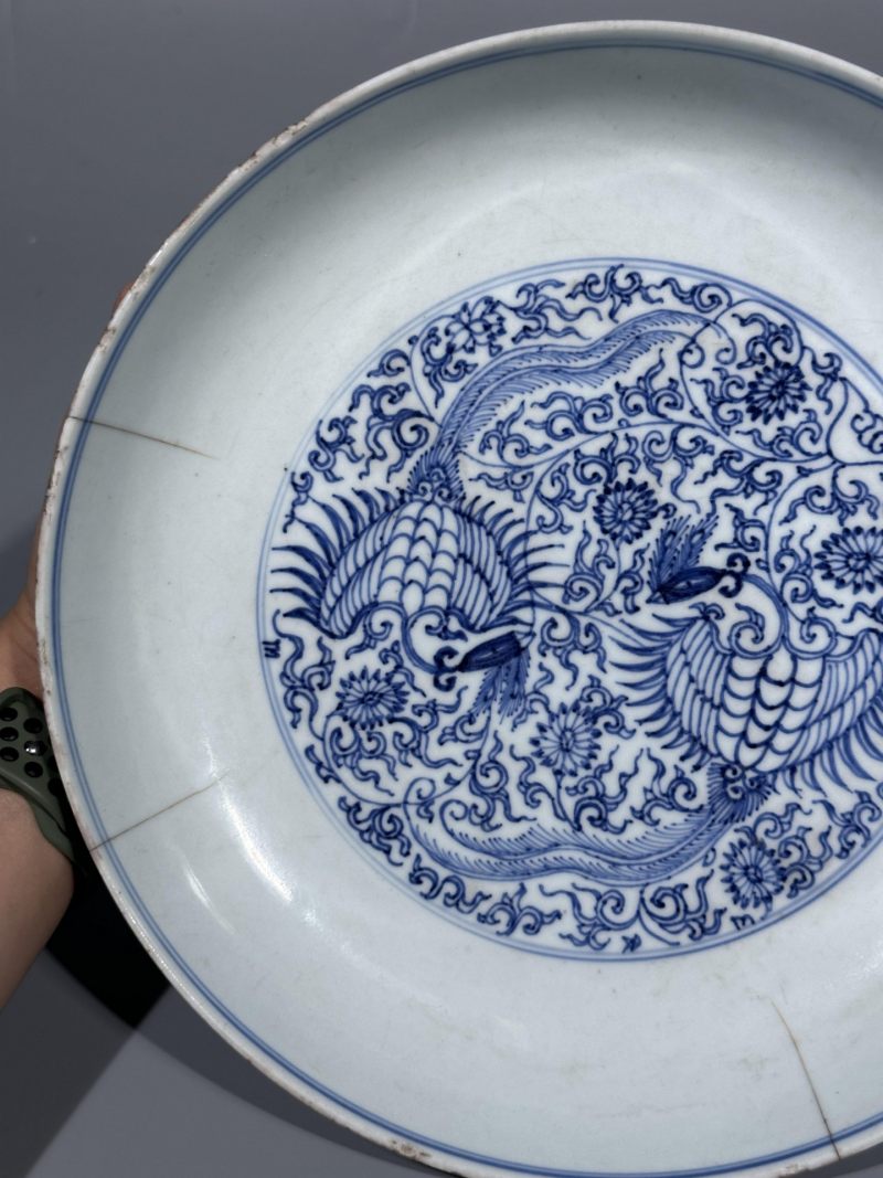    清雍正 青花双凤穿缠枝花卉纹盘 - 图4