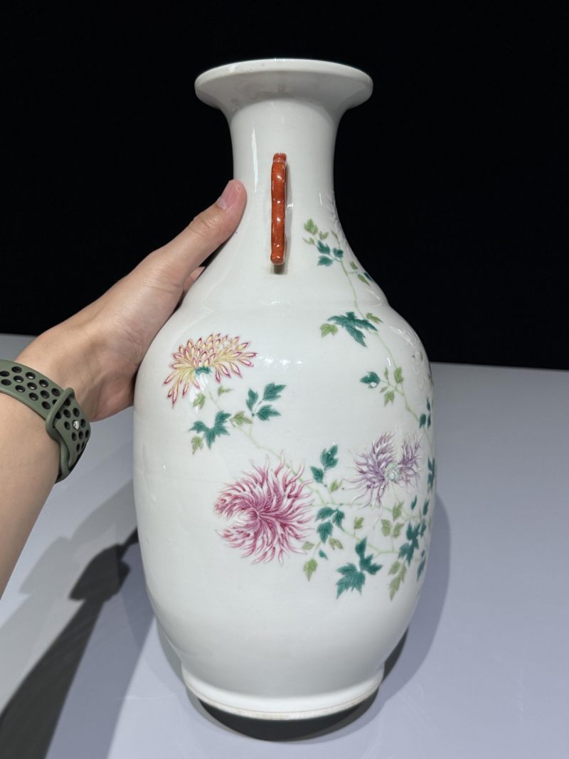    清宣统 粉彩花卉纹双耳瓶 - 图5