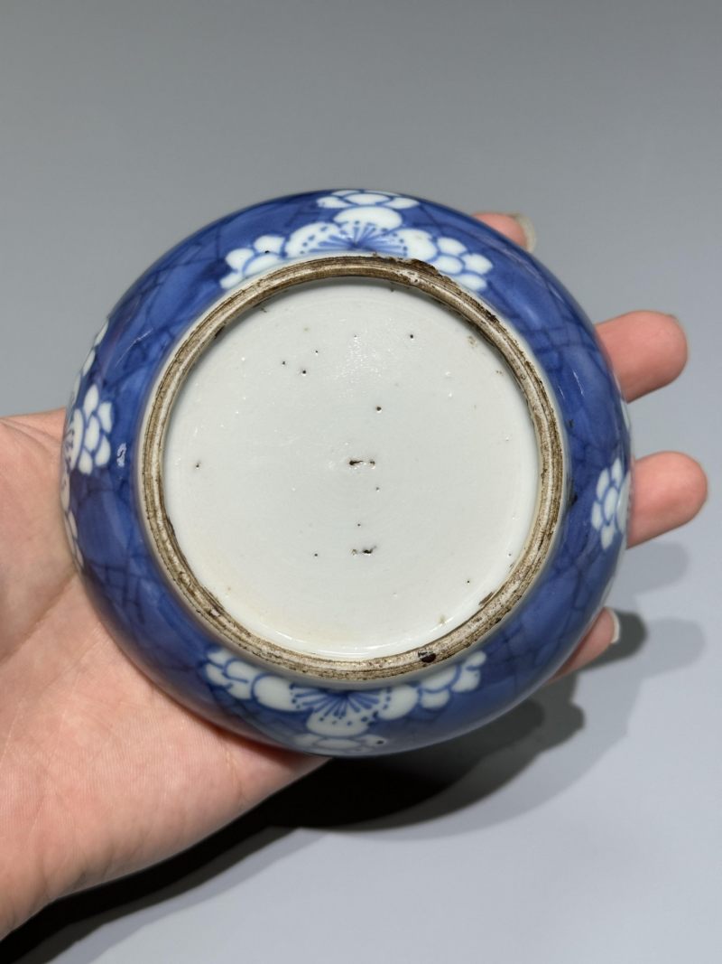    清康熙 青花开窗博古纹印盒 - 图6