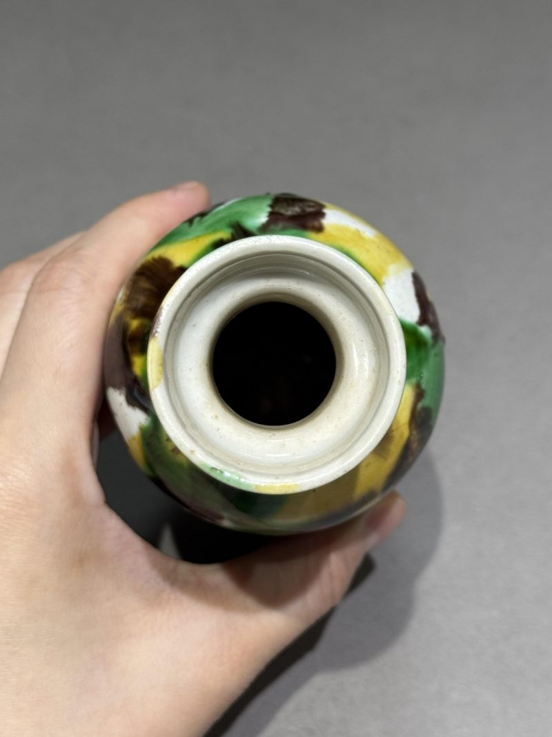    清康熙 虎皮三彩小棒槌瓶 - 图8