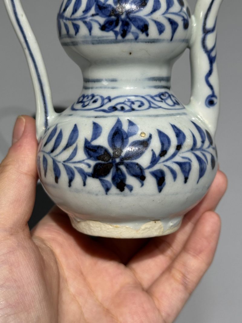    元 青花花卉纹葫芦执壶 - 图6