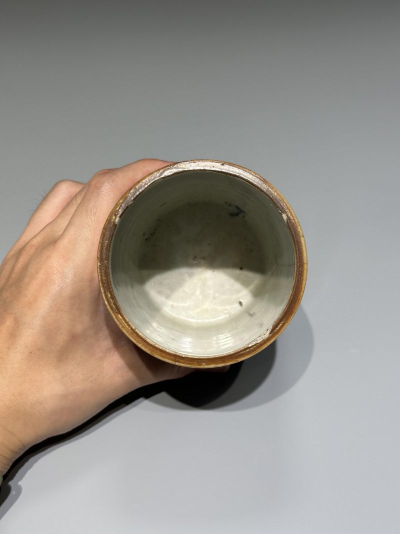    清乾隆 蓝料花卉纹笔筒、壁瓶一组(两件) - 图12