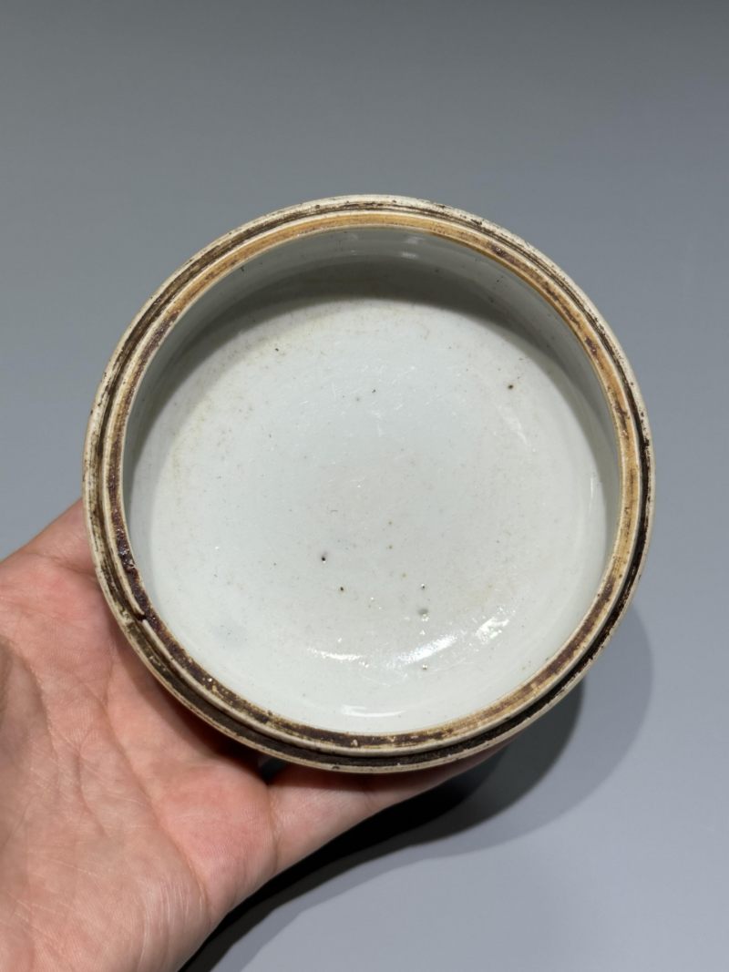    清康熙 青花开窗博古纹印盒 - 图8