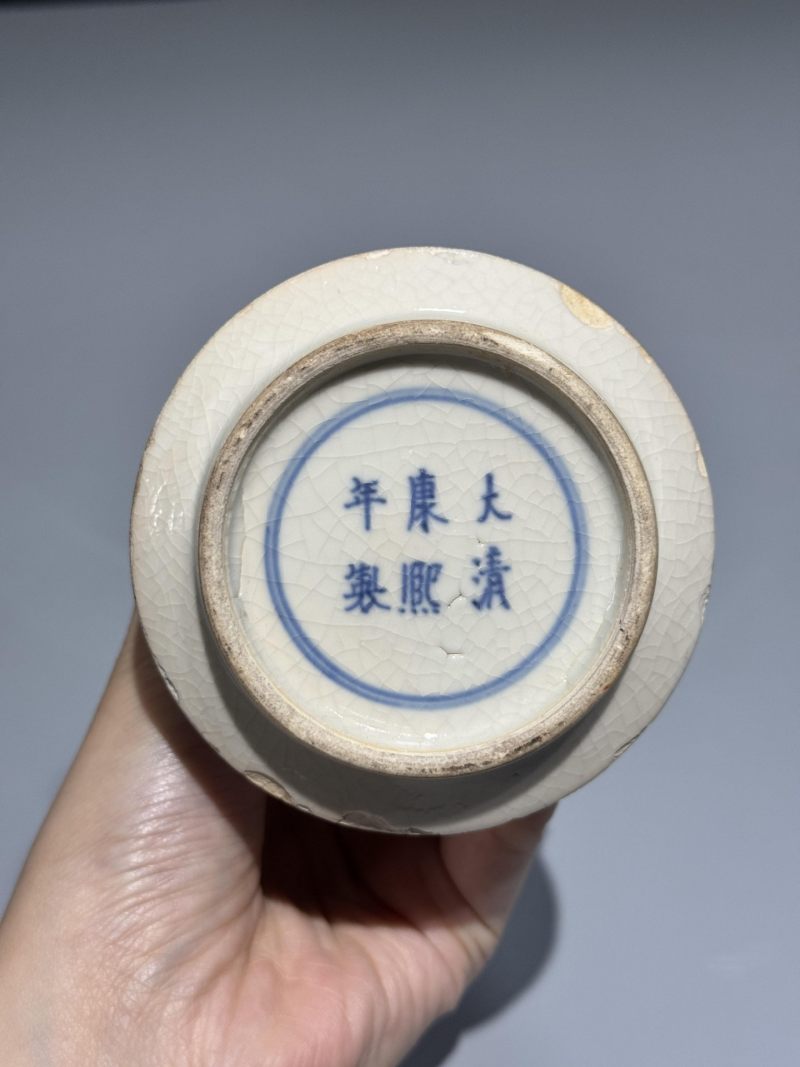    清晚期 煟瓷青花山水人物纹筒式花觚 - 图8