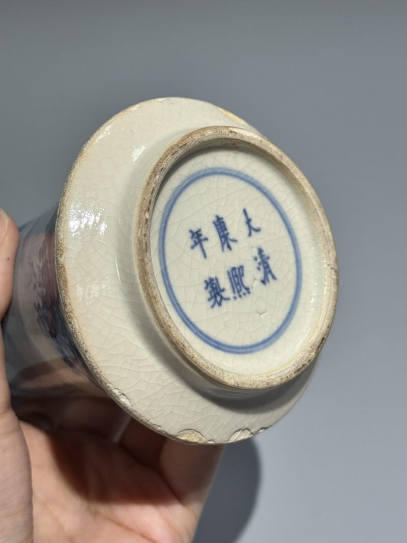    清晚期 煟瓷青花山水人物纹筒式花觚 - 图9