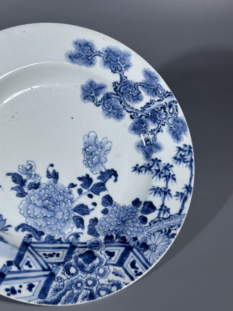    清雍正 青花花卉纹大盘 带木底座 - 图7