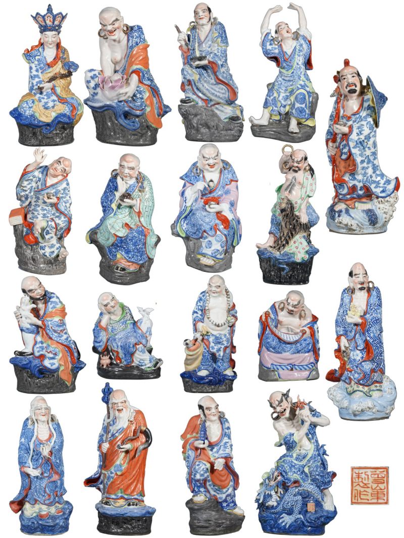    七十年代 青花加彩十八罗汉人物瓷塑 - 图1